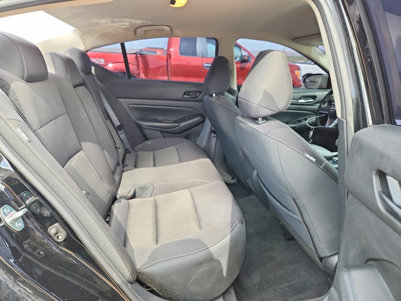 2024 Nissan Altima VIN 1N4BL4DV6RN365060 photo 10