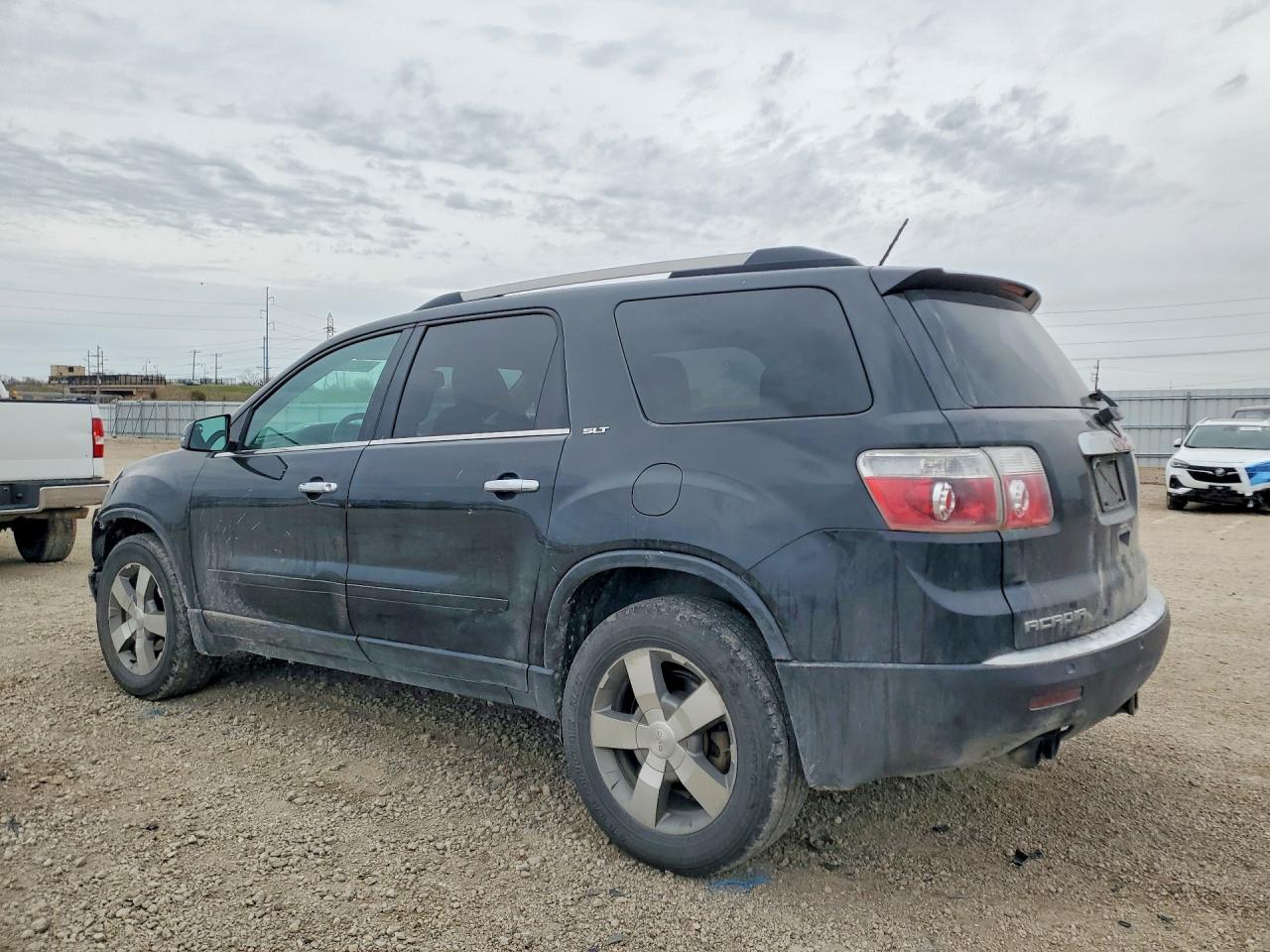 2012 GMC Acadia VIN 1GKKRRED0CJ290273 photo 2