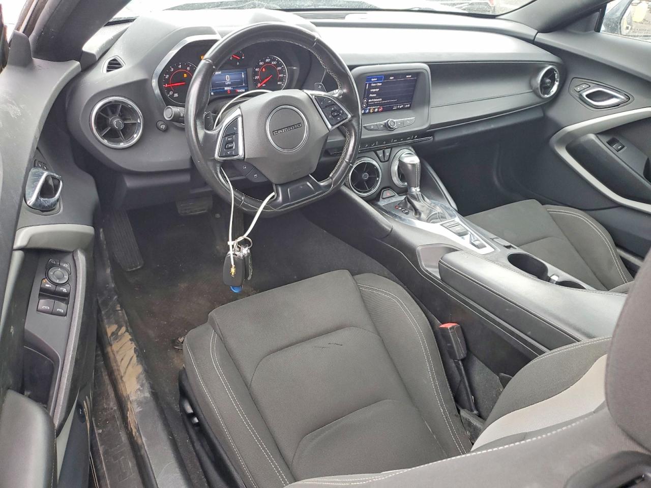 2023 Chevrolet Camaro VIN 1G1FB3DX5P0133210 photo 8