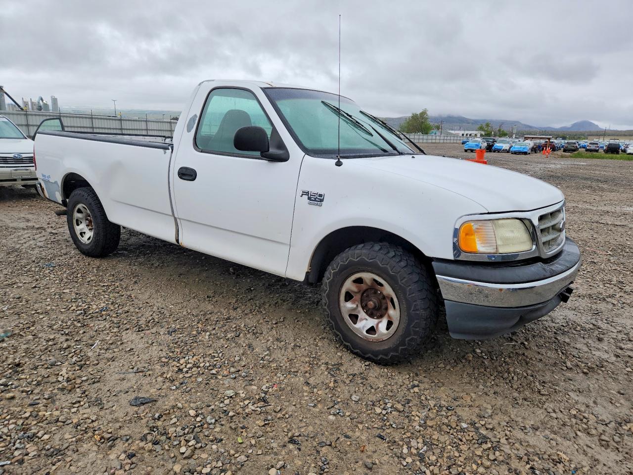 2001 Ford F150 VIN 1FTPF17M01KB25596 photo 4