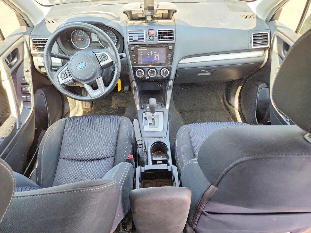 2018 Subaru Forester VIN JF2SJAECXJH471737 photo 8