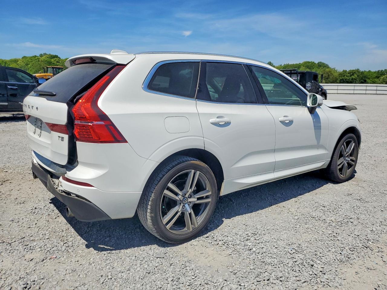 2021 Volvo Xc60 VIN YV4102DK3M1794369 photo 3