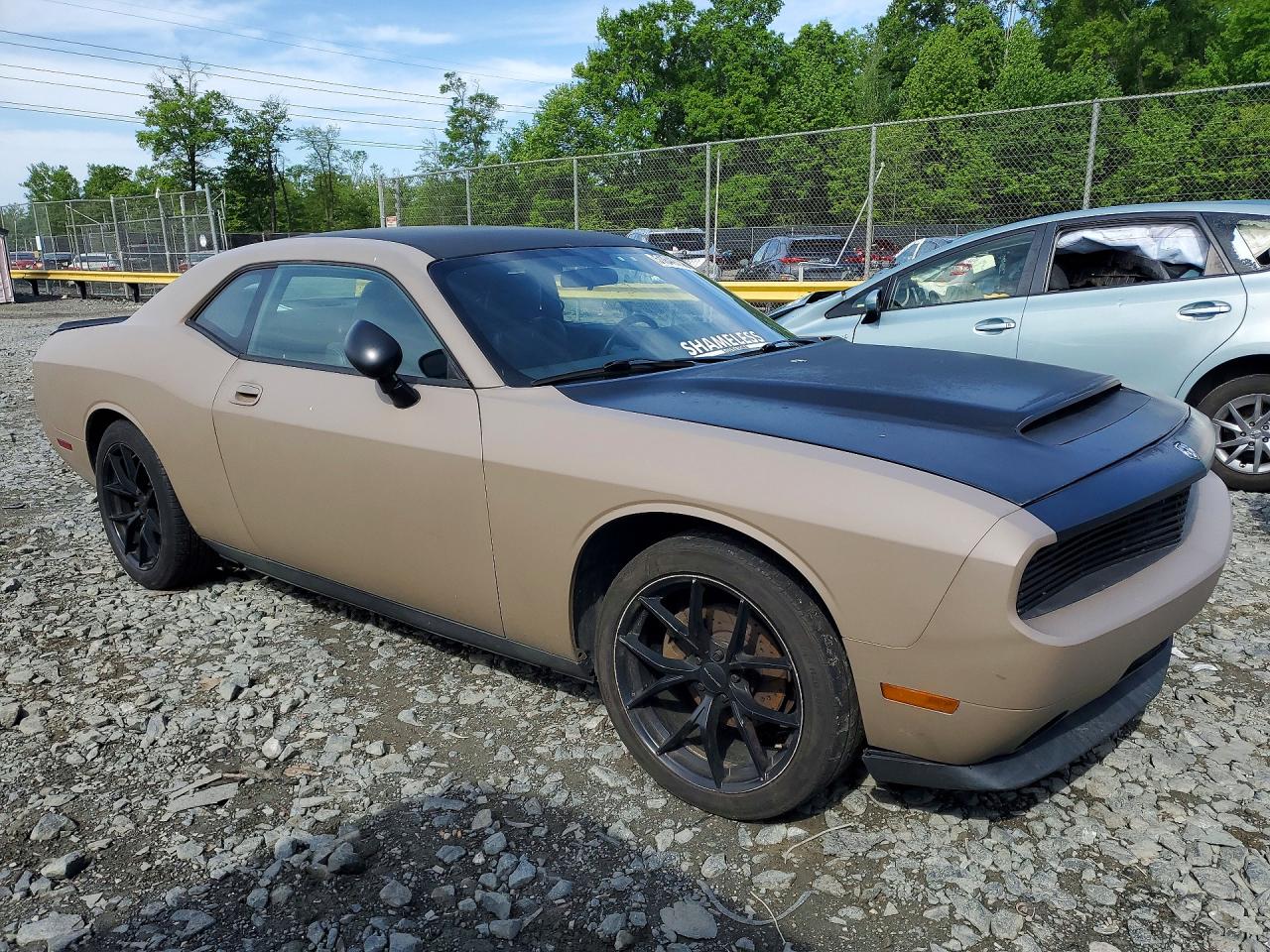 2010 Dodge Challenger VIN 2B3CJ4DV5AH270217 photo 4