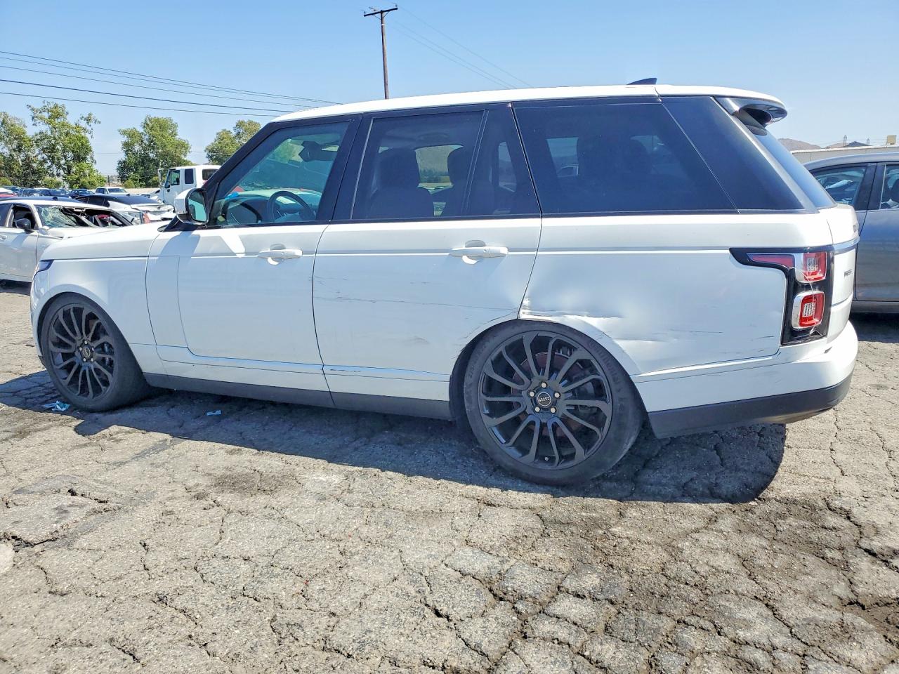 2018 LAND Rangerover VIN SALGS2SVXJA514438 photo 2