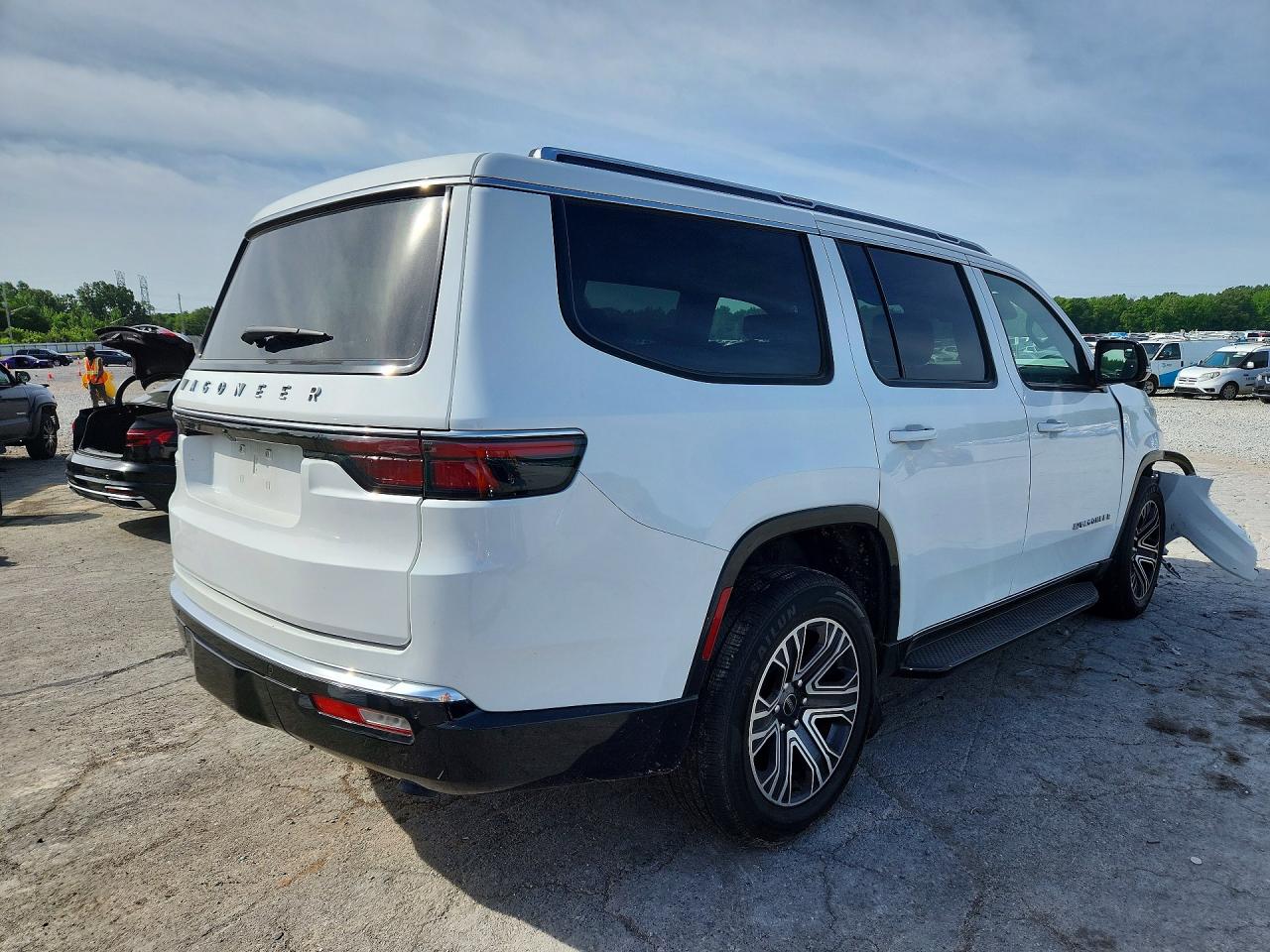 2025 JEEP Wagoneer VIN 1C4SJVBP4SS514597 photo 3
