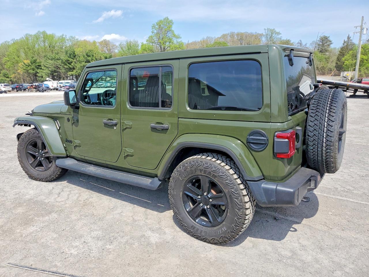 2021 Jeep Wrangler / VIN 1C4HJXEG4MW588082 photo 2