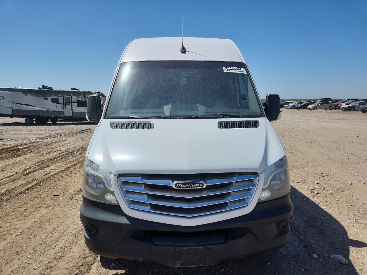 2018 Mercedes-Benz Sprinter VIN WD3PE8CD2JP609493 photo 5