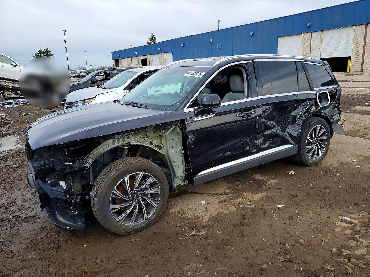 2025 Lincoln Aviator VIN 5LM5J6XC8SGL00233 photo 1