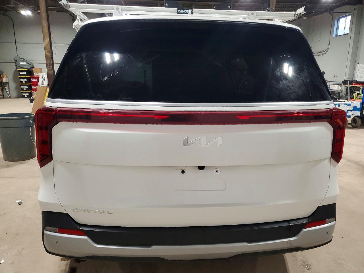 2025 Kia Carnival l VIN KNDNB5K31S6531440 photo 6