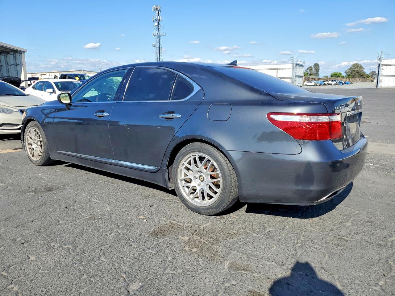 2007 Lexus Ls460 VIN JTHBL46F775033950 photo 2