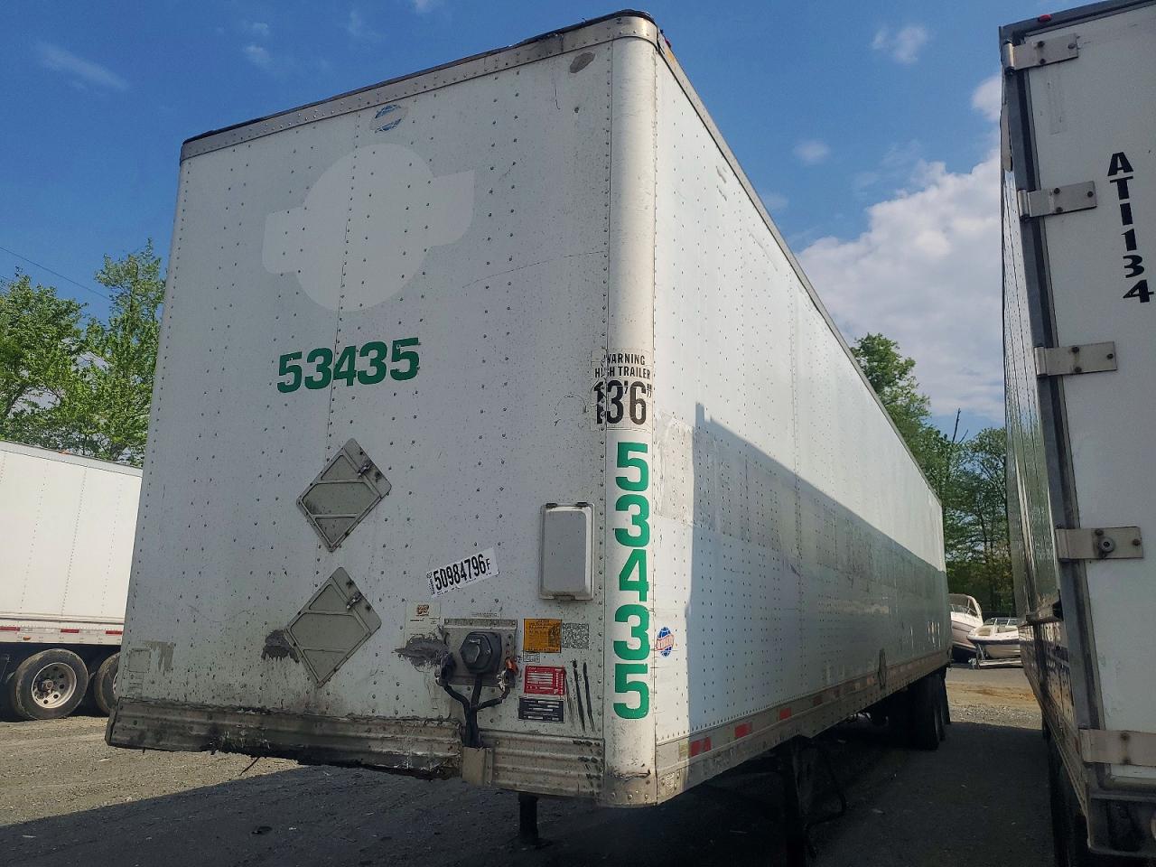 2005 UTILITY Utility tr VIN 1UYVS25385G416702 photo 2
