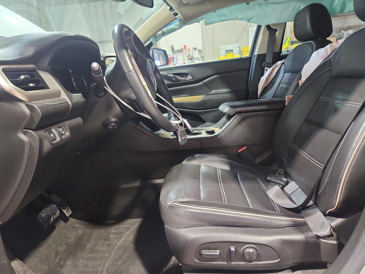 2017 GMC Acadia den VIN 1GKKNPLS4HZ301429 photo 7