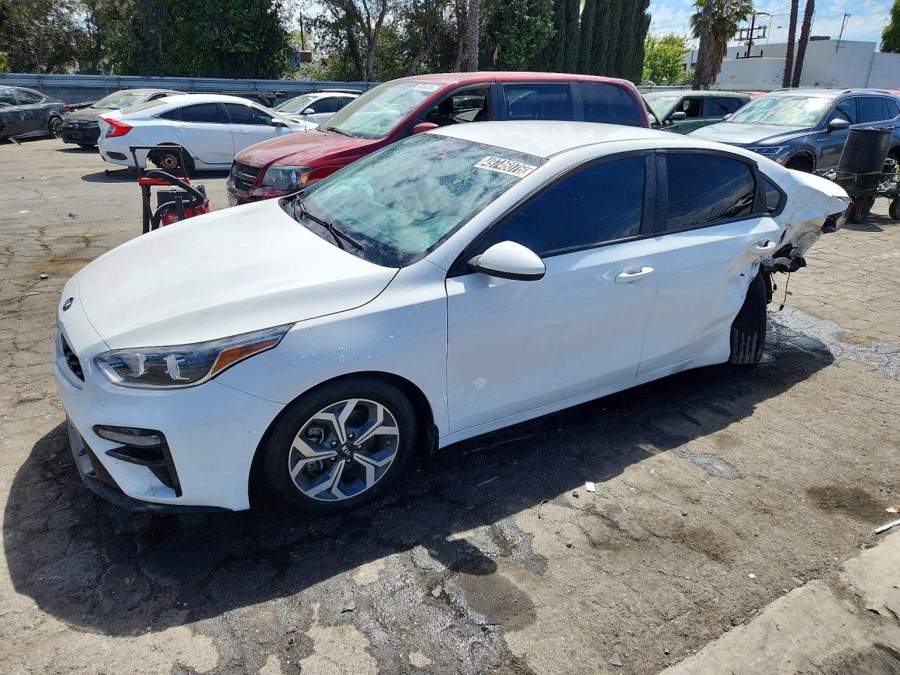 2021 Kia Forte lxs VIN 3KPF24AD8ME403881 photo 1