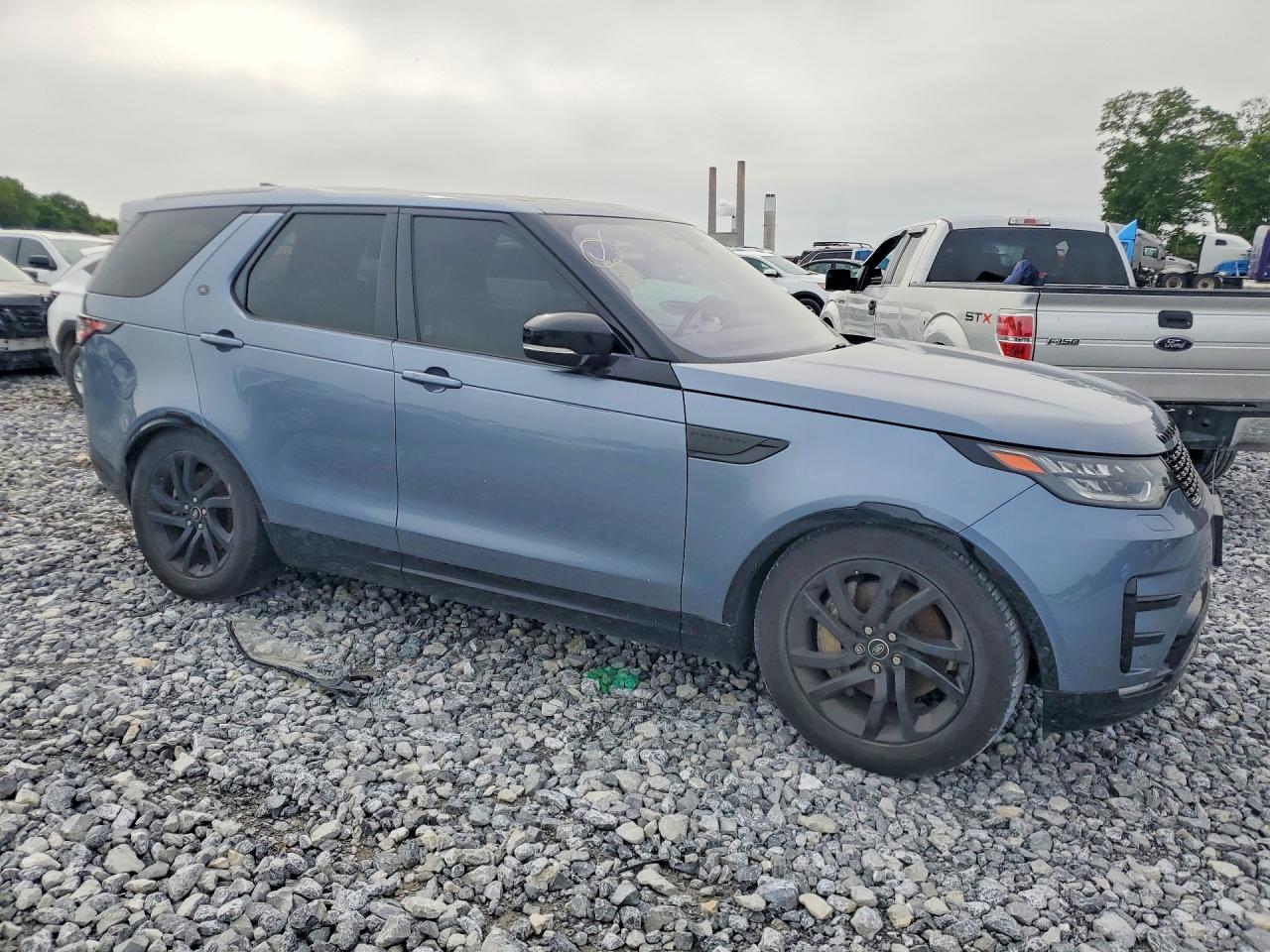 2019 LAND Discovery VIN SALRR2RV4KA082795 photo 4