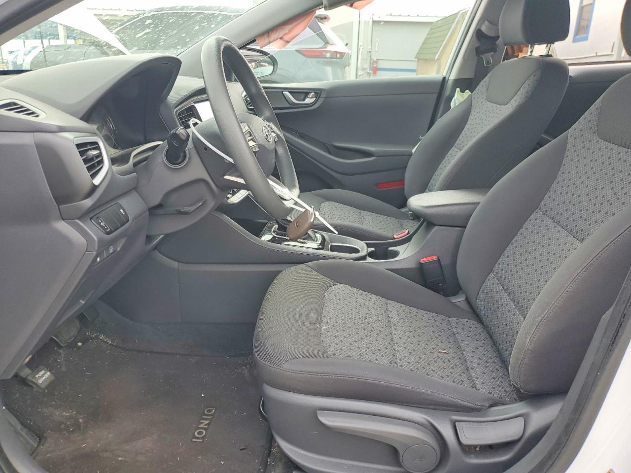 2018 Hyundai Ioniq VIN KMHC65LC0JU076337 photo 7