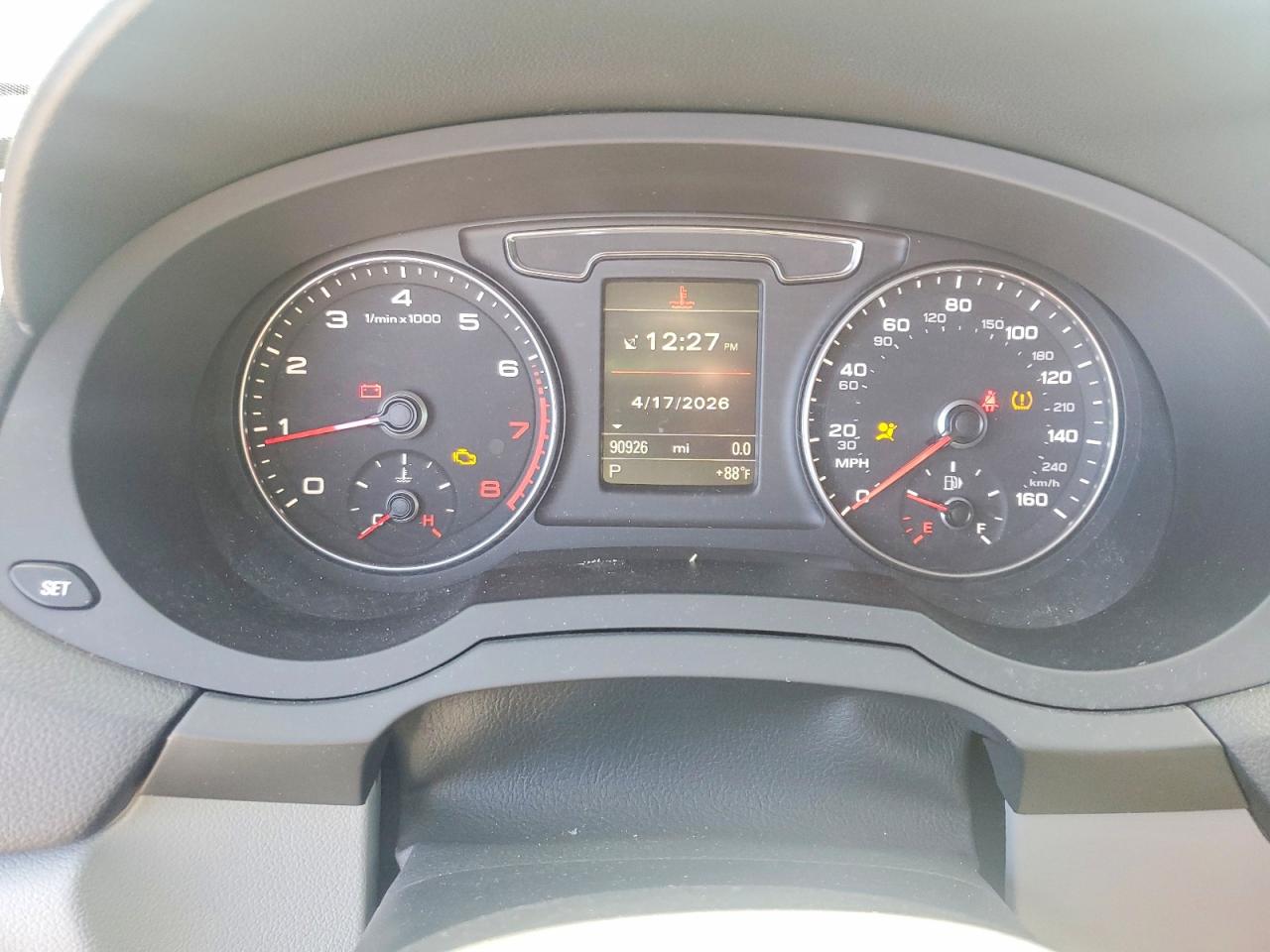 2016 Audi Q3 VIN WA1GFCFSXGR004015 photo 9