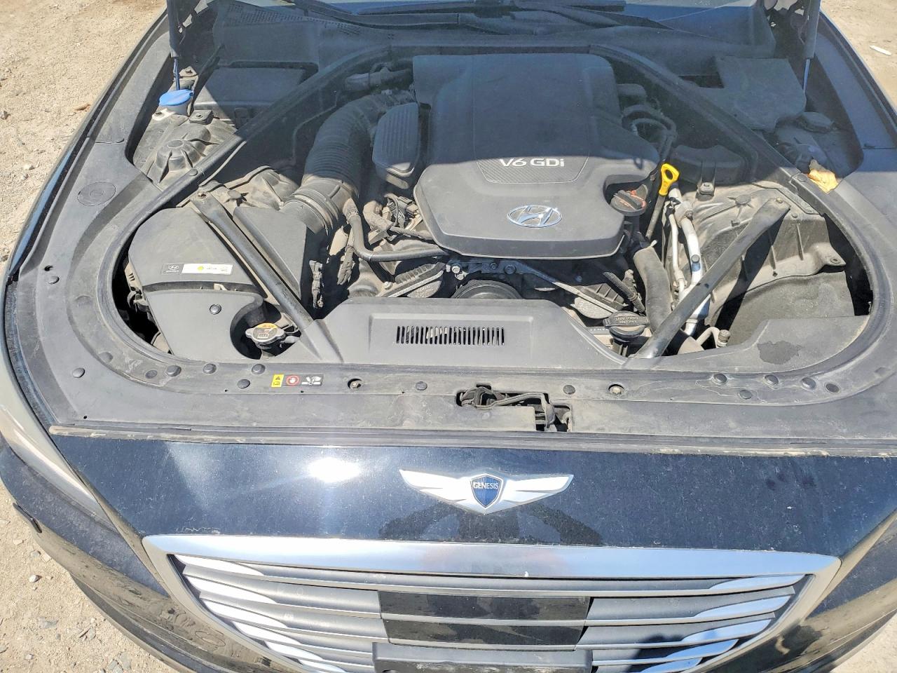 2015 Hyundai Genesis VIN KMHGN4JE7FU101194 photo 11