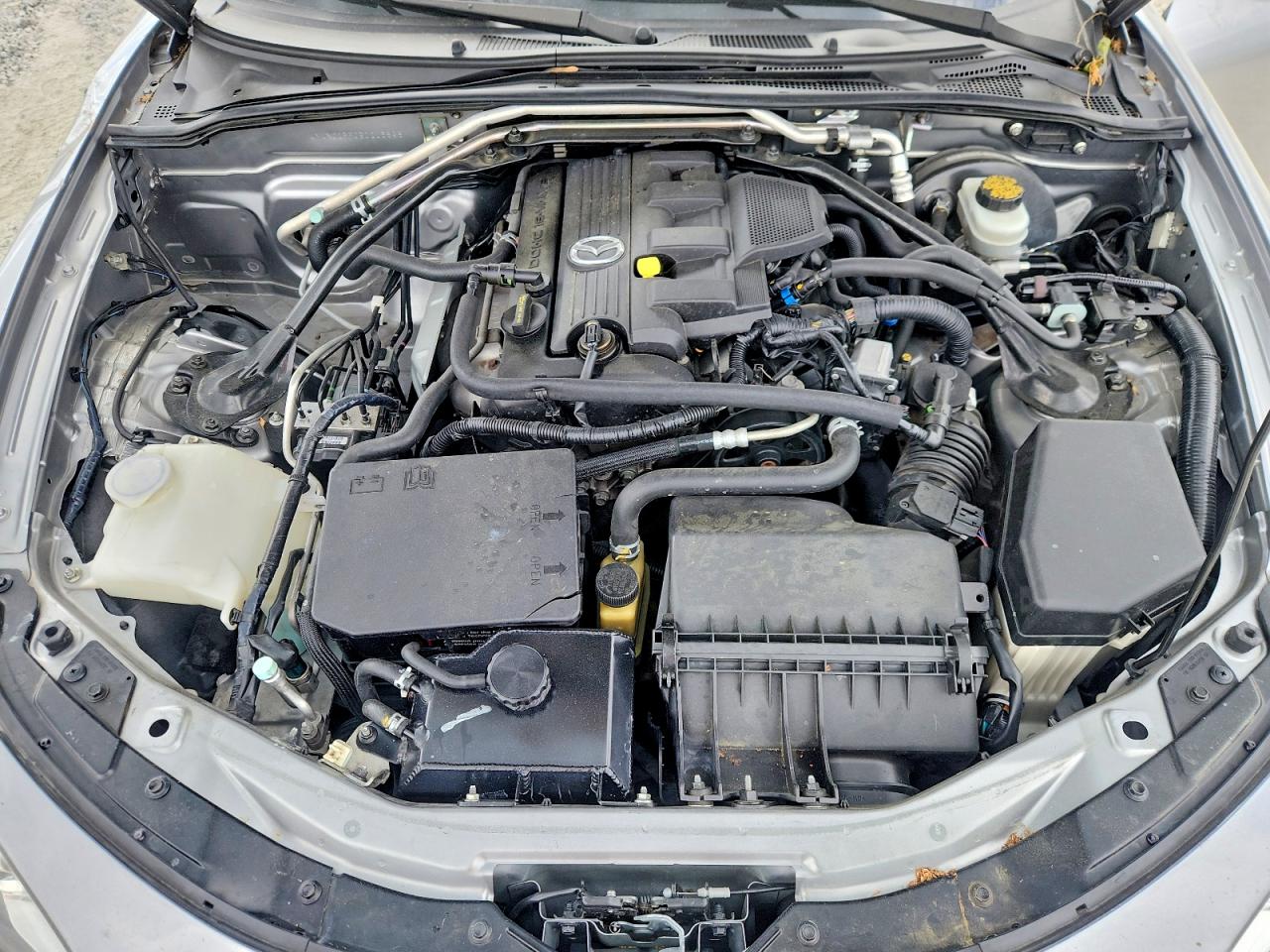 2011 Mazda Mx5 VIN JM1NC2PF0B0215898 photo 11