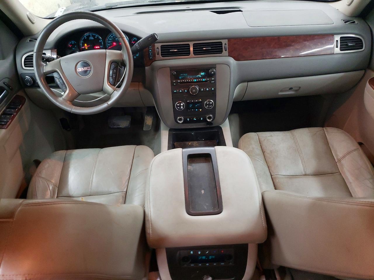 2014 GMC Yukon VIN 1GKS1CE03ER238092 photo 8