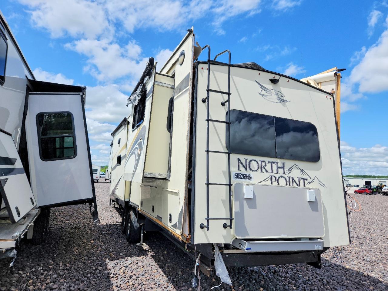 2020 JAYCO All models VIN 1UJCJ0BV6L1LZ0068 photo 3