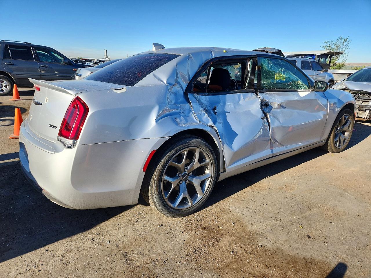 2021 Chrysler 300 VIN 2C3CCAAG5MH530511 photo 3