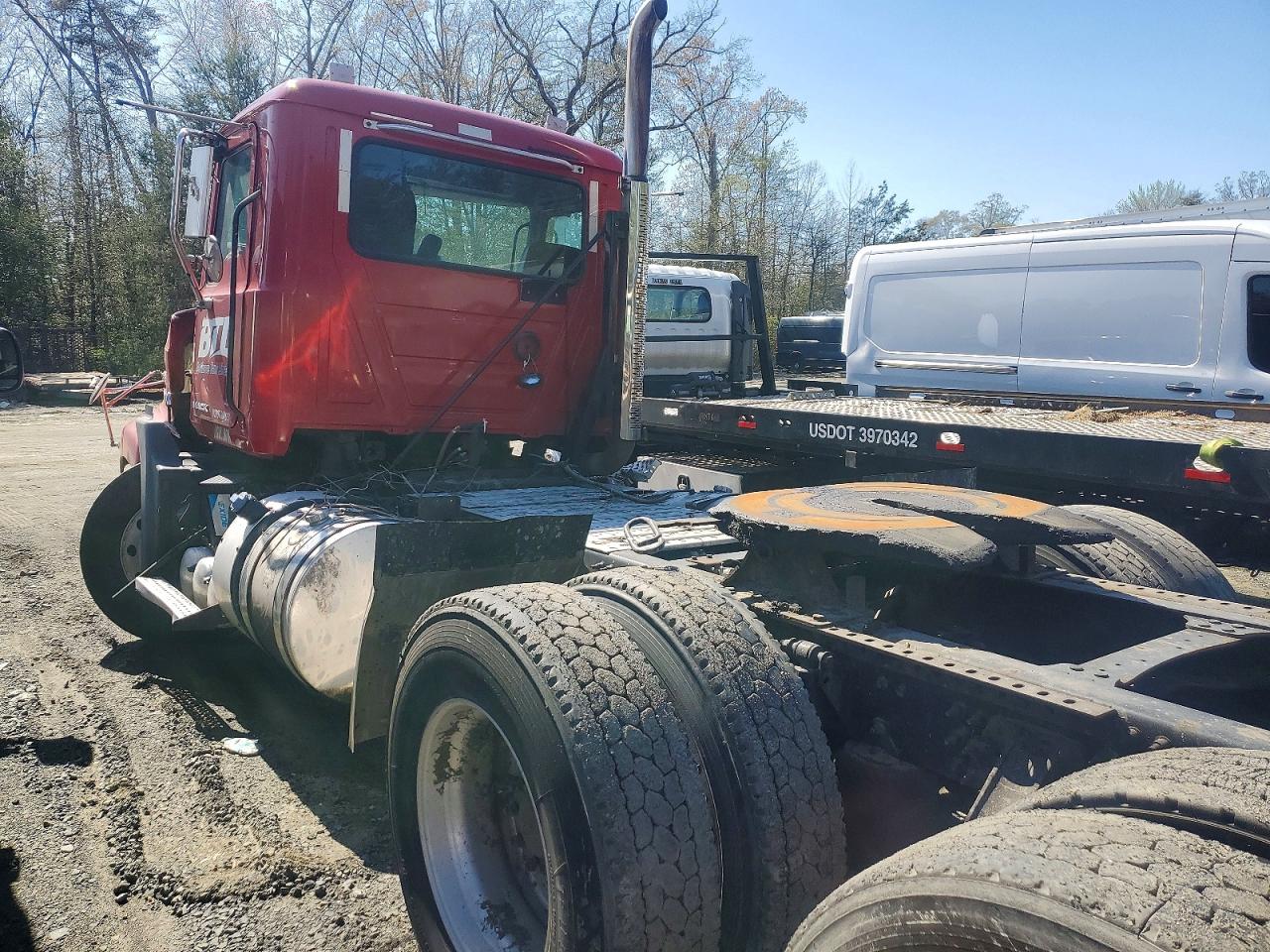2013 MACK All other VIN 1M1AW09Y1DM024298 photo 3
