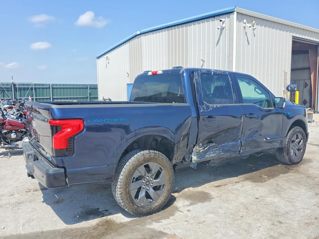 2024 Ford F150 VIN 1FTVW3L72RWG23113 photo 3