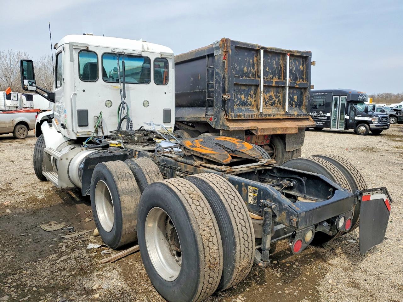 2017 PETERBILT All other VIN 1XPBDP9XXHD410801 photo 3