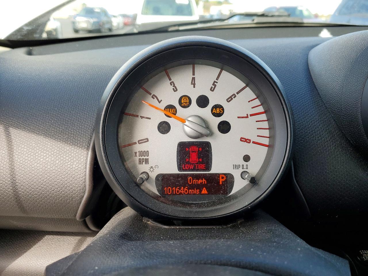 2014 MINI Cooper VIN WMWZC5C52EWP35695 photo 9