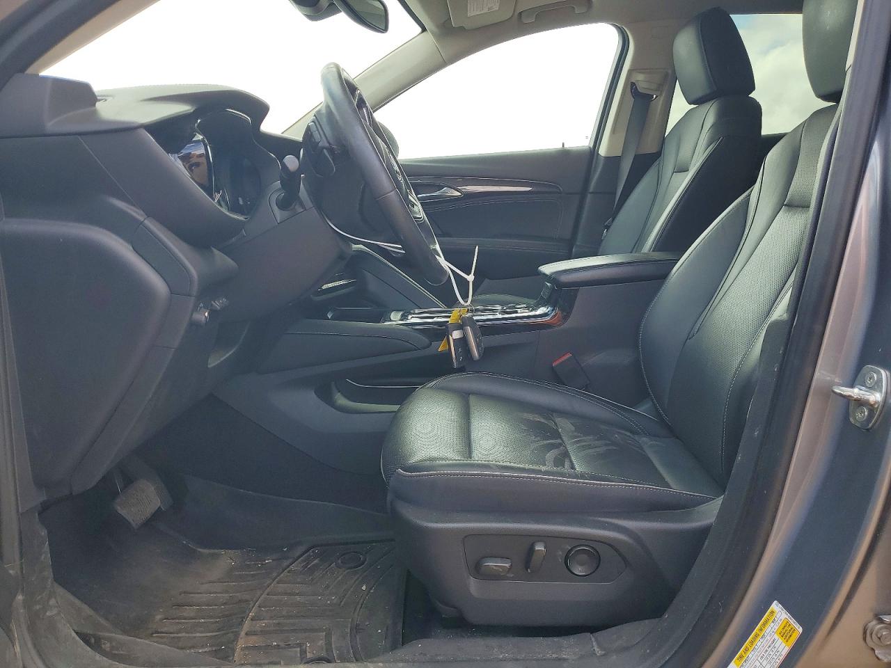 2021 Buick Envision VIN LRBFZNR48MD063119 photo 7