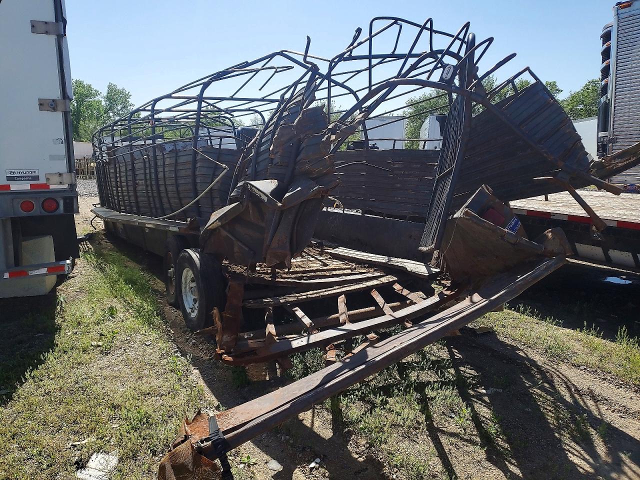 2005 GOOSENECK Trailer VIN 16GS6323X5B079863 photo 3