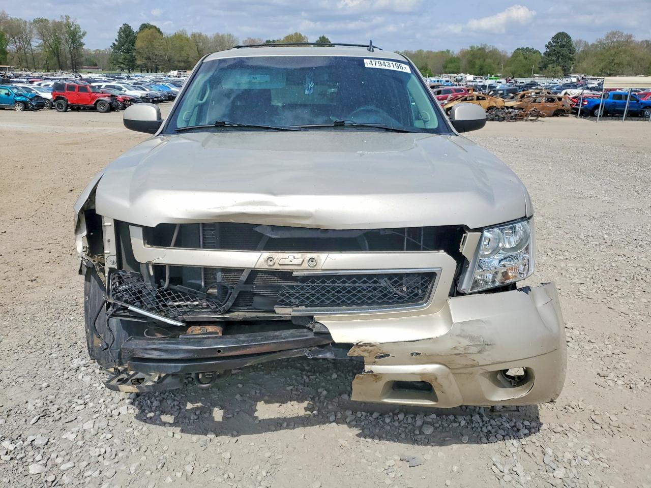 2013 Chevrolet Suburban VIN 1GNSKJE76DR129562 photo 5