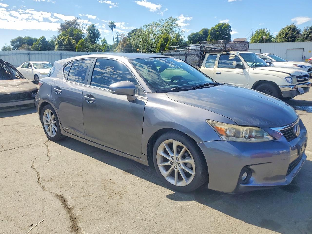 2012 Lexus Ct 200 VIN JTHKD5BH0C2107635 photo 4