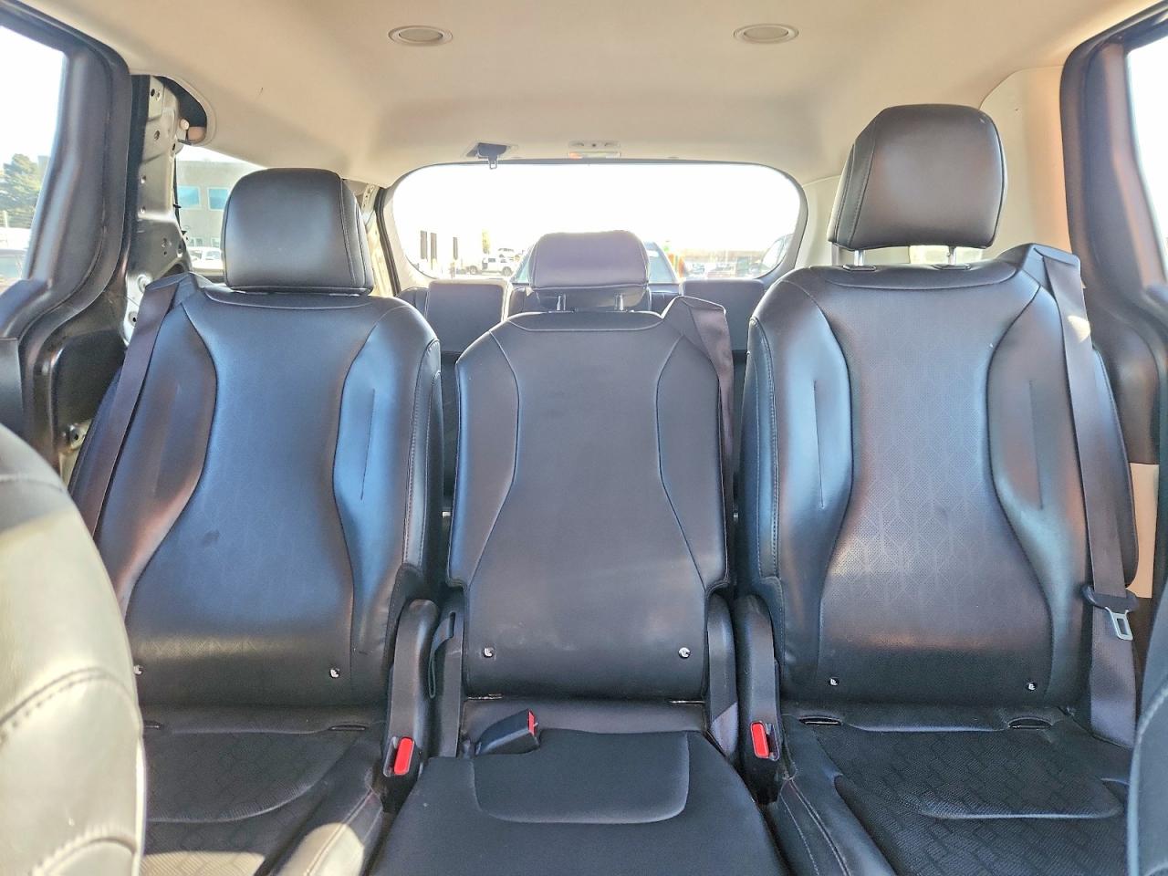 2022 Kia All other VIN KNDNB4H38N6132532 photo 10