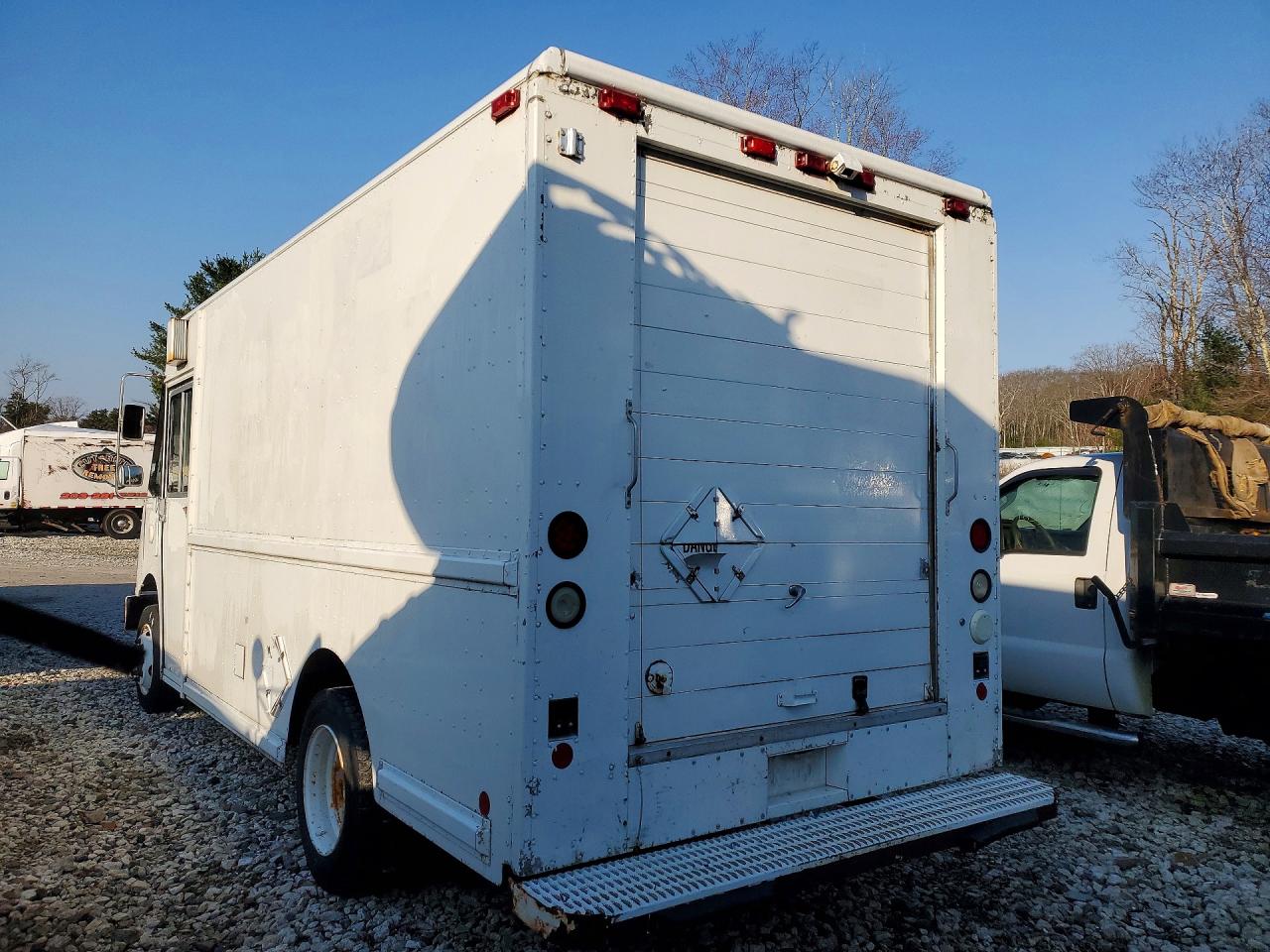 2001 FREIGHTLINER All other VIN 4UZAANBW41CH53190 photo 2