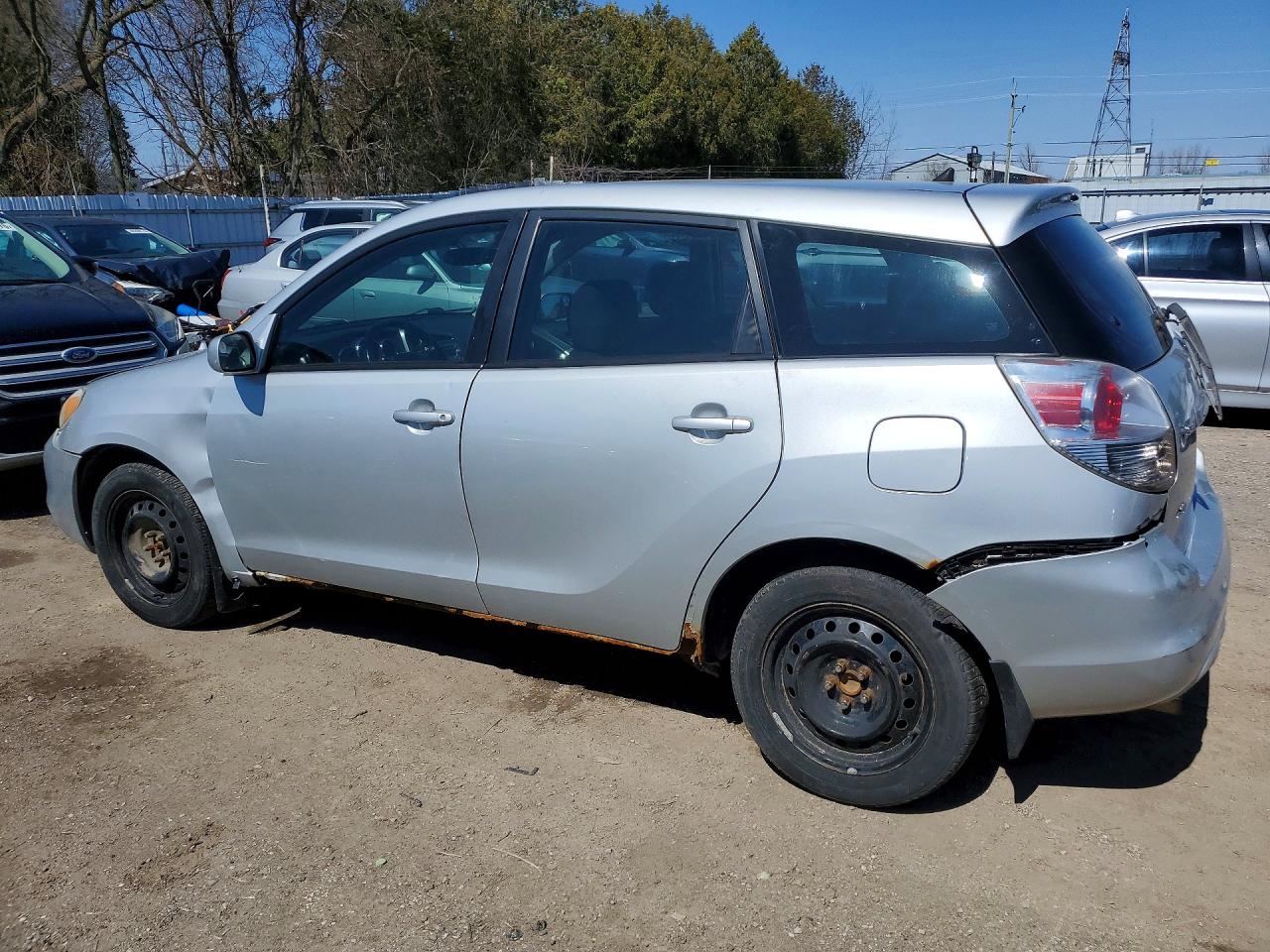 2007 Toyota Matrix VIN 2T1KR32E47C653391 photo 2