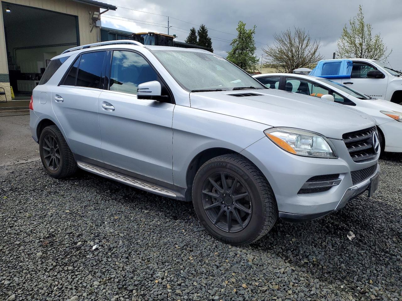 2014 Mercedes-Benz M-class VIN 4JGDA2EB4EA355156 photo 4