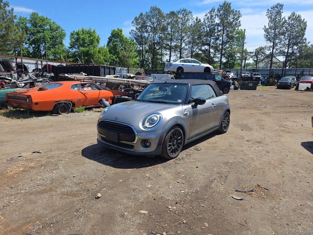 2020 Mini Cooper VIN WMWWJ3C0XL3L01427 photo 2