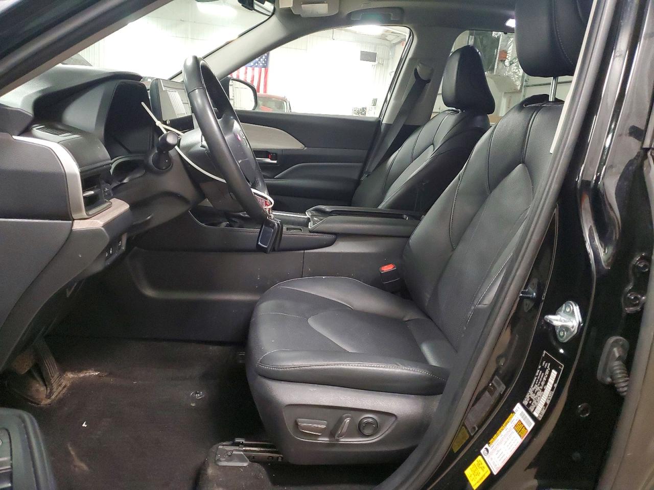 2025 Toyota All other VIN 5TDAAAB55SS073705 photo 7