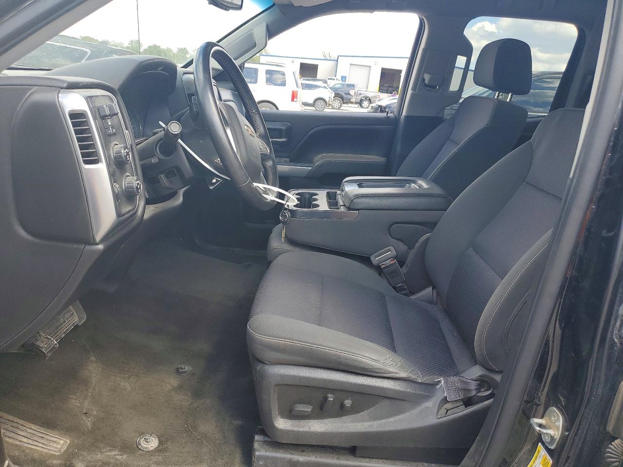 2017 Chevrolet All models VIN 1GCVKREC9HZ117946 photo 7