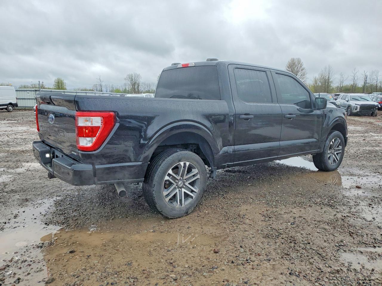 2023 Ford F150 VIN 1FTEW1EP3PFA55601 photo 3