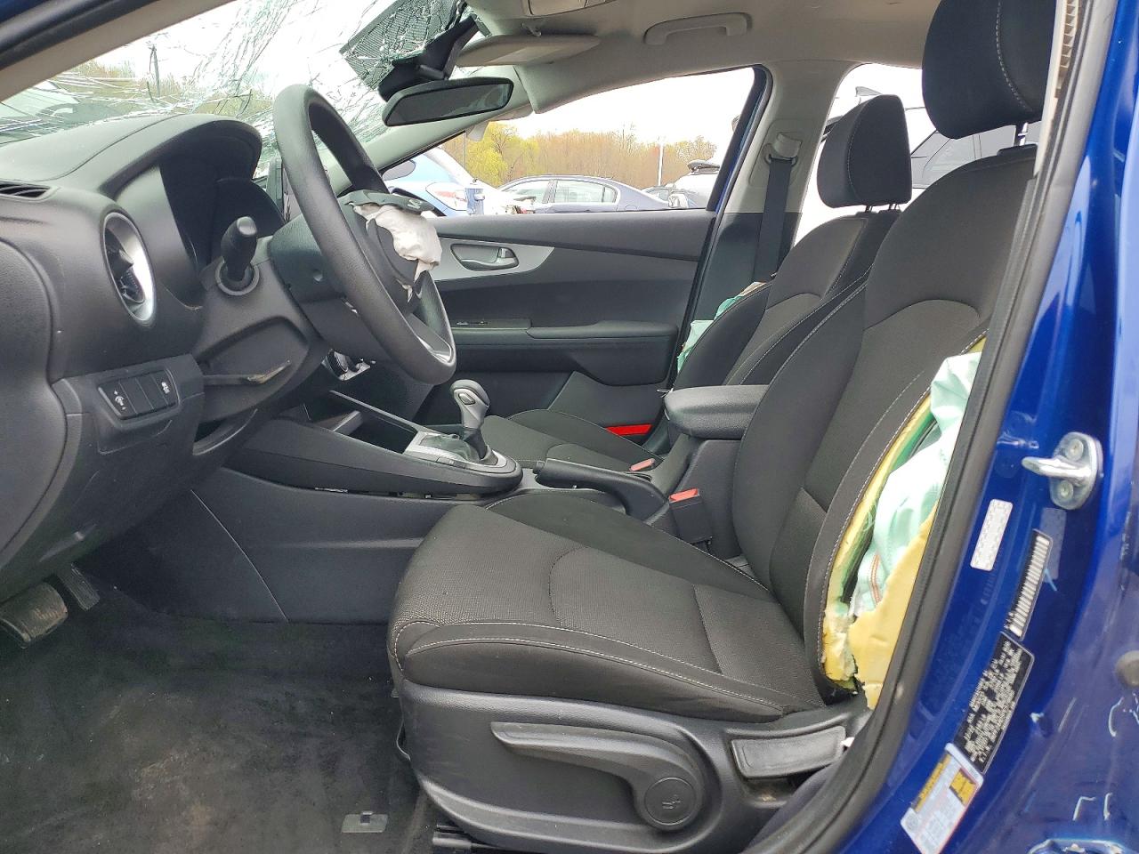 2023 Kia Forte lxs VIN 3KPF24AD5PE579680 photo 7