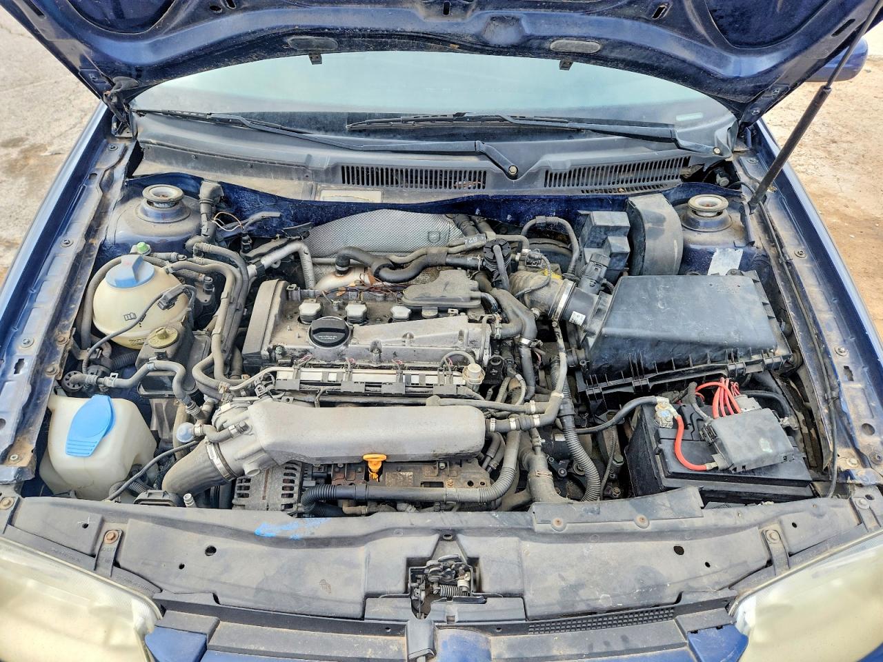 2002 Volkswagen Jetta VIN 3VWSE69M02M037663 photo 11