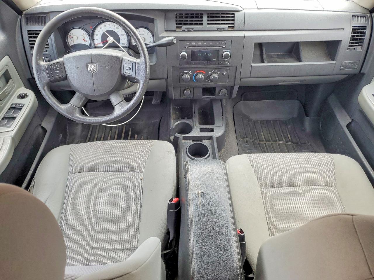 2010 Dodge Dakota VIN 1D7CW3GK1AS237063 photo 8