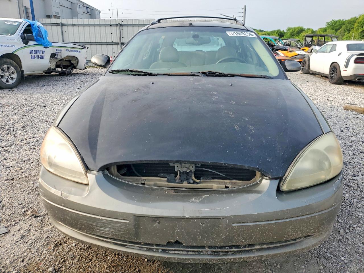 2002 Ford Taurus VIN 1FAHP59S42A112352 photo 5