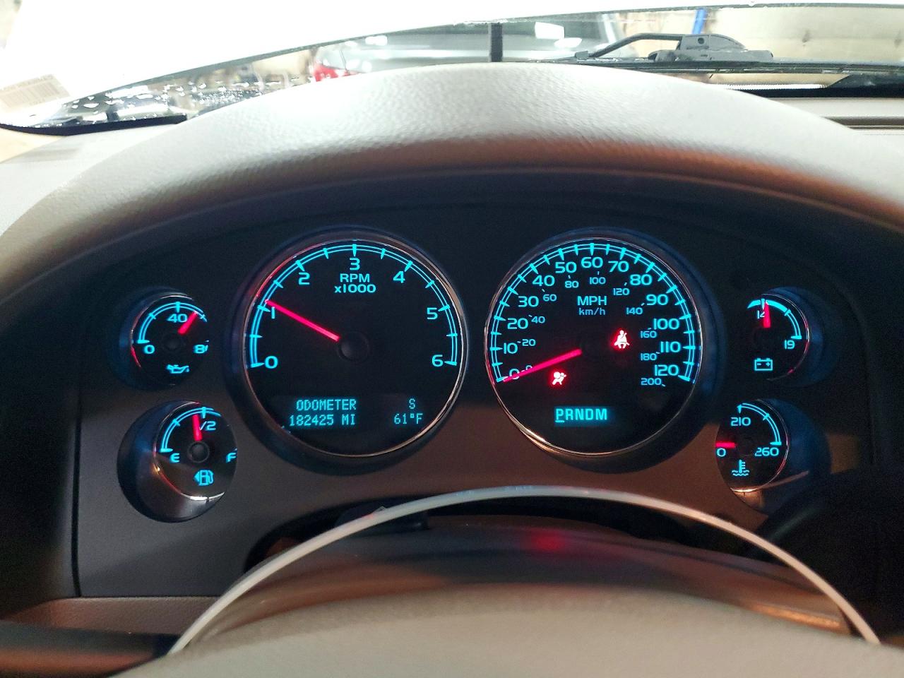 2014 Chevrolet Suburban VIN 1GNSKKE7XER164189 photo 9
