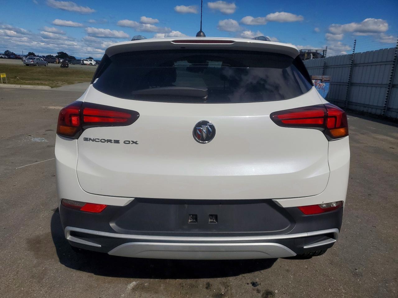 2021 Buick Encore VIN KL4MMDS2XMB133946 photo 6