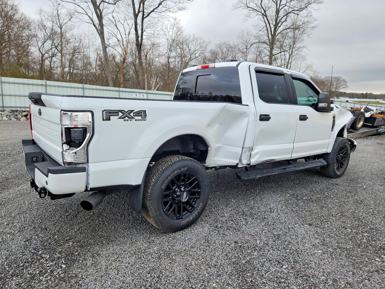 2022 Ford F350 VIN 1FT8W3BN6NEG31387 photo 3