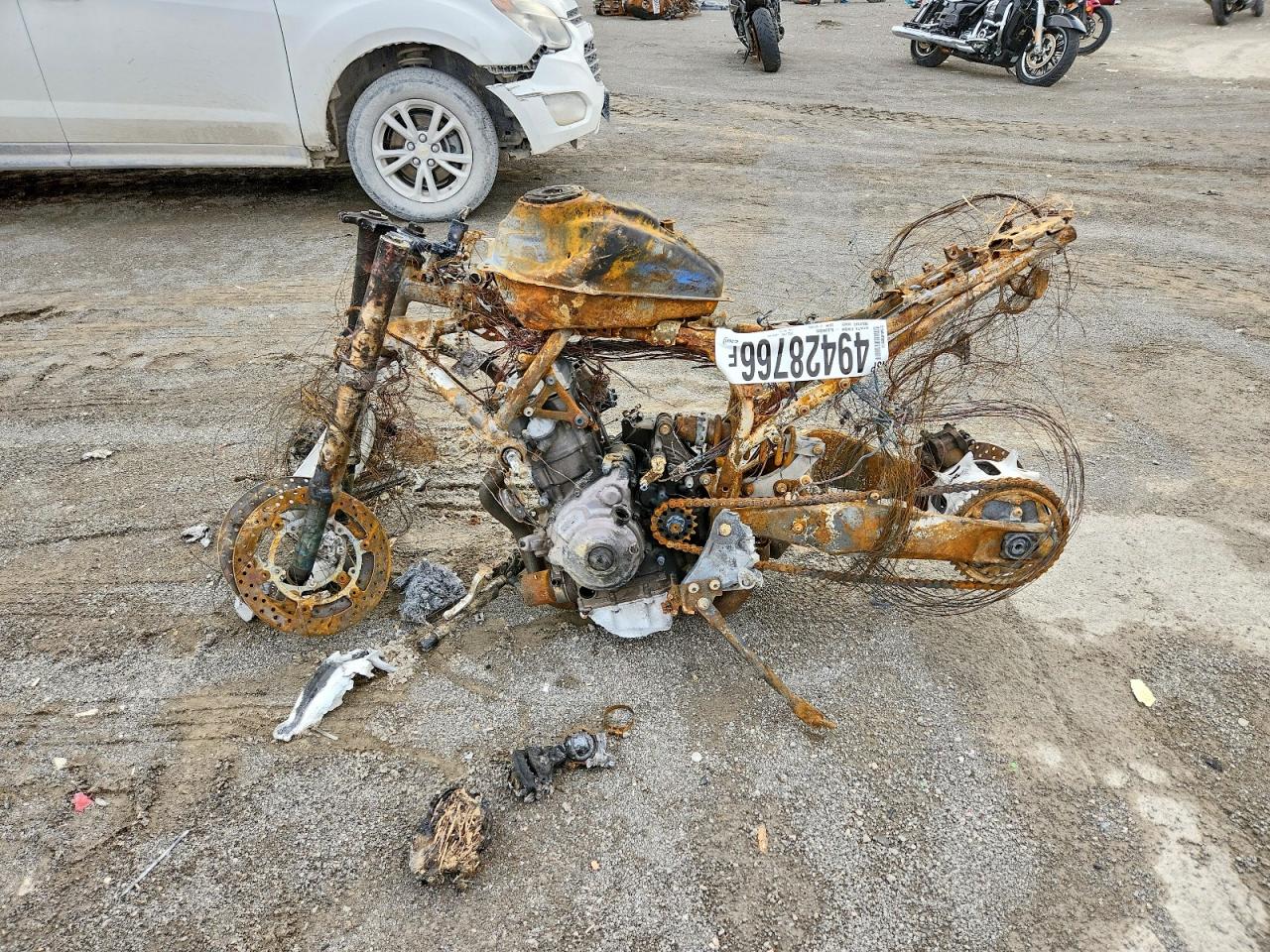 2025 Yamaha Mtn690 VIN JYARM48E6SA001102 photo 3