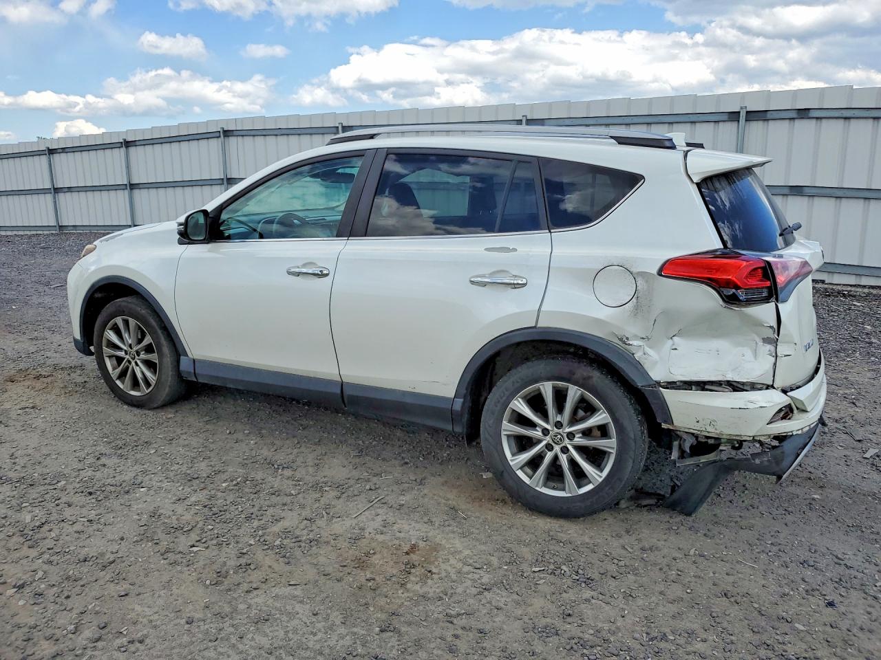 2017 TOYOTA Rav4 VIN 2T3DFREV7HW607707 photo 2